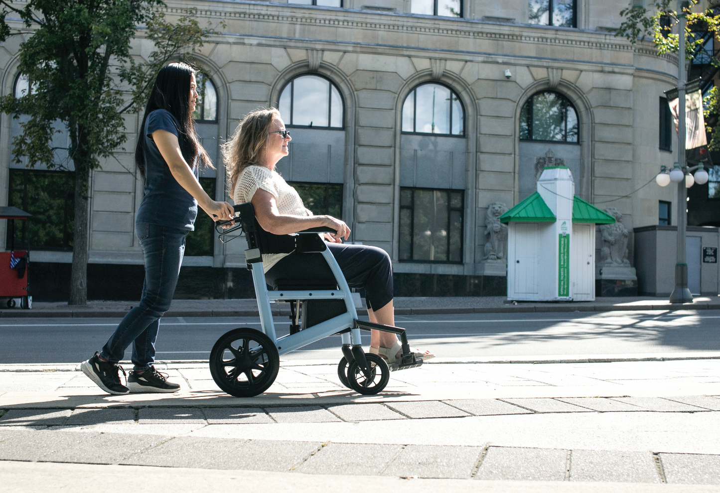 Triumph Prestige 2-in-1 Rollator & Transport Chair